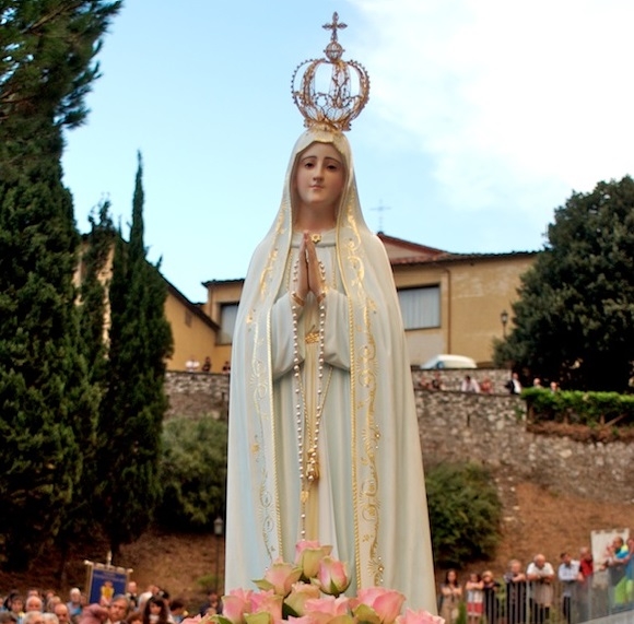 FESTA DELLA MADONNA DI FATIMA - 13 MAGGIO