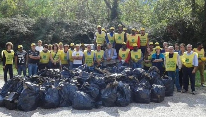 PULIAMO IL MONDO: SABATO 25 VOLONTARI PRESENTI A DIECIMO