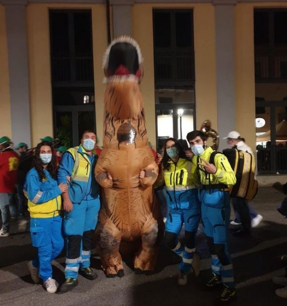 VOLONTARI IN SERVIZIO PER HALLOWEEN E PER I COMICS