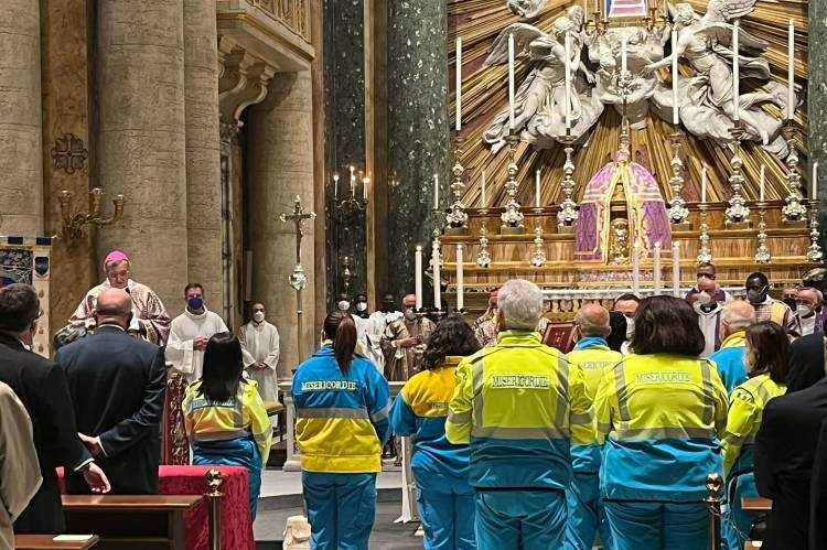 MISERICORDIE: 100MILA VOLONTARI E 700MILA SOCI INSIEME PER IL SINODO